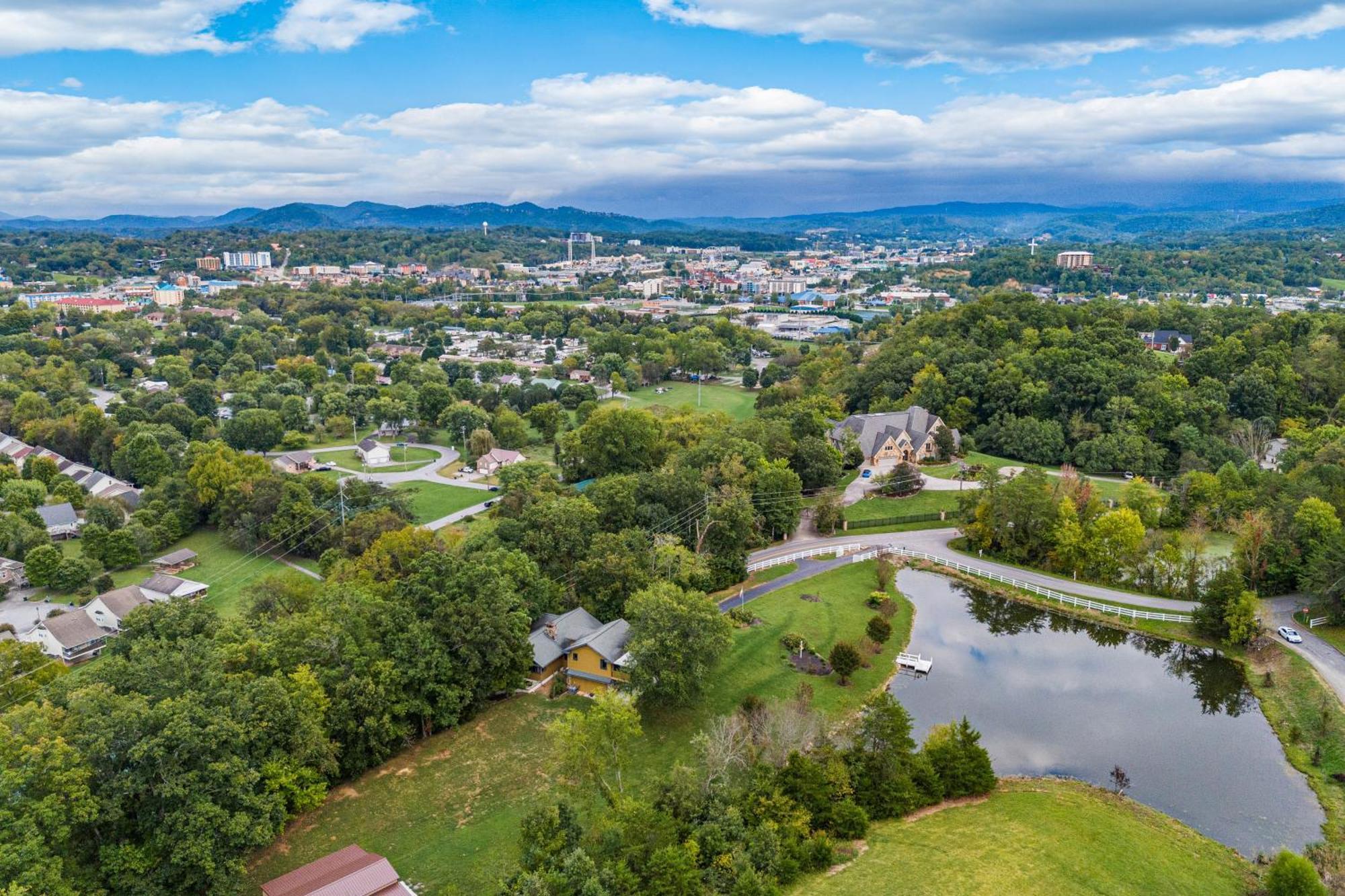 Haven On The Pond Villa พิเจนฟอร์จ ภายนอก รูปภาพ